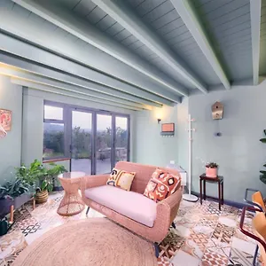 Apartment Acer House Stylish Garden Flat Lovely Valley View Dog Friendly Bath