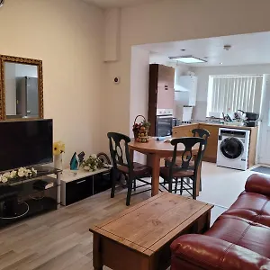 Homestay En-suit On Chilwell Street Nottingham