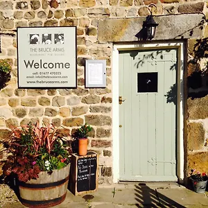 Inn The Bruce Arms West Tanfield